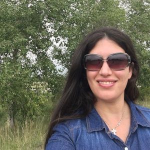 Meet your Posher, Tania